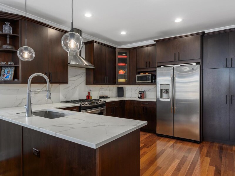 1043 W Monroe Street Chicago IL 60607