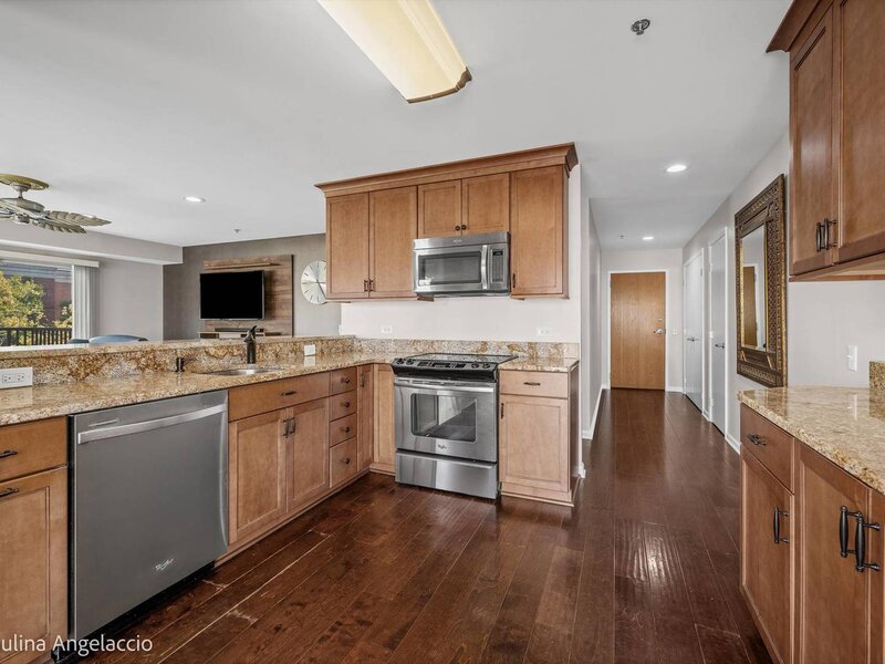 412 Kelburn Road Deerfield IL 60015