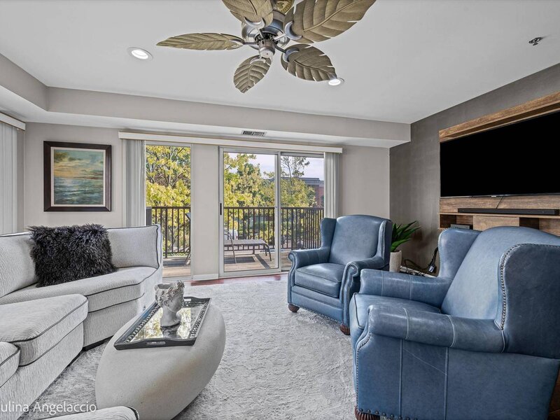 412 Kelburn Road Deerfield IL 60015
