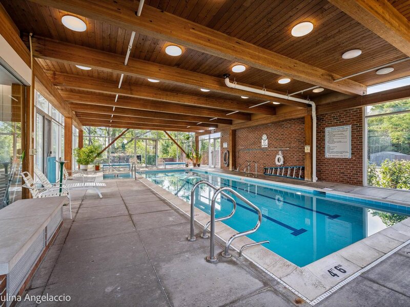 412 Kelburn Road Deerfield IL 60015