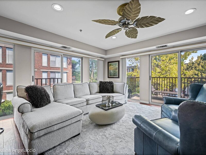 412 Kelburn Road Deerfield IL 60015