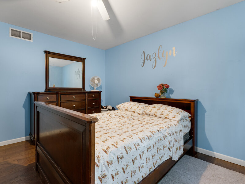 358 Lyons Drive Bolingbrook IL 60440