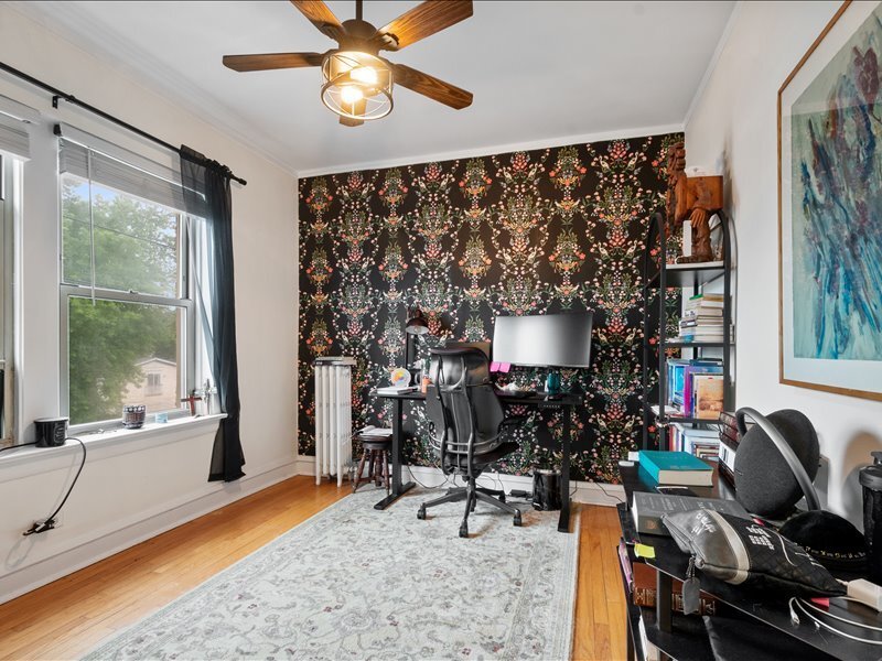 4128 N Kedvale Avenue Chicago IL 60641