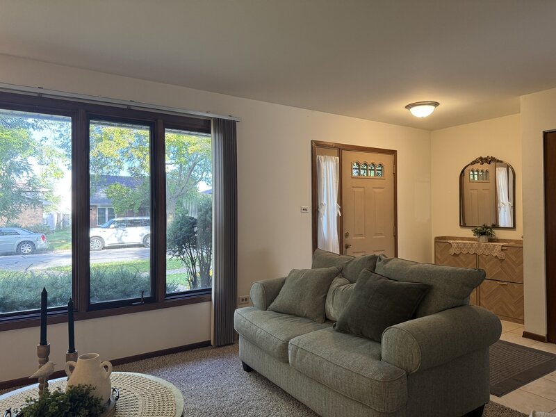 13004 S Blossom Drive Alsip IL 60803