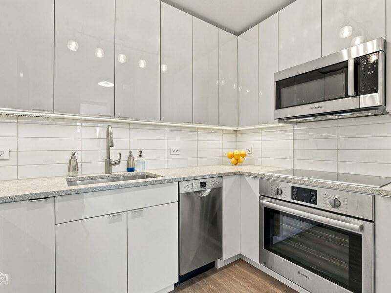 340 W Diversey Parkway Chicago IL 60657