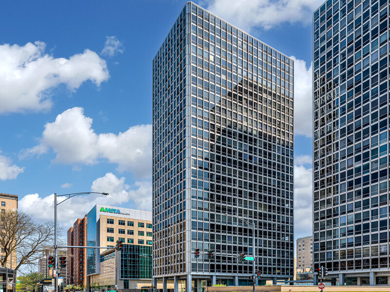 340 W Diversey Parkway Chicago IL 60657