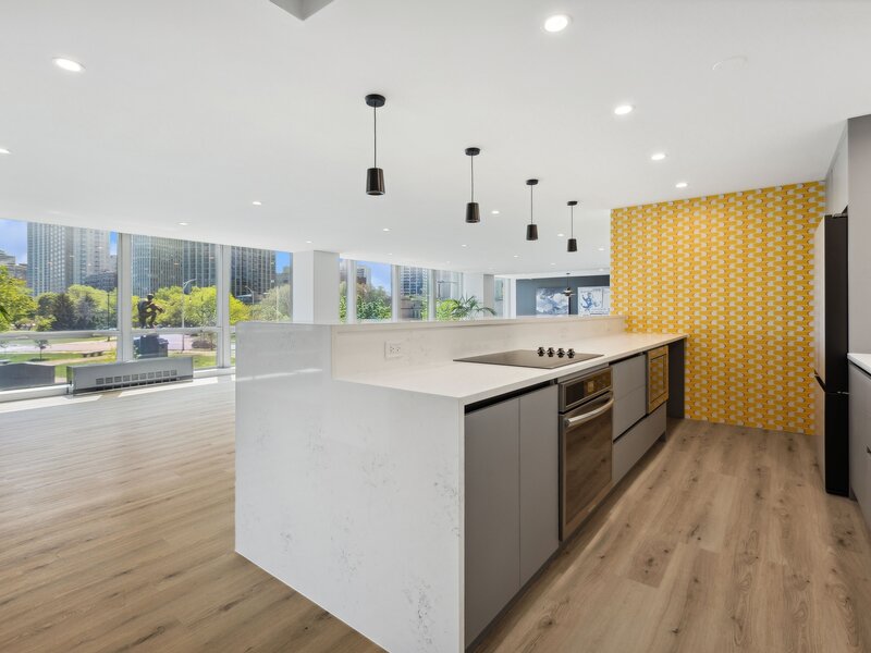 340 W Diversey Parkway Chicago IL 60657