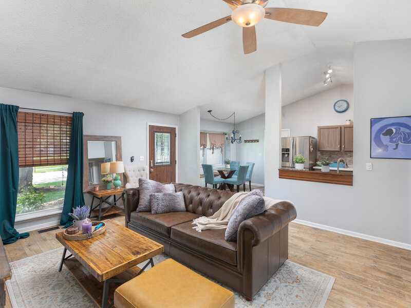 417 Travelaire Avenue Naperville IL 60565