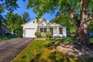 Photo of 417 Travelaire Avenue Naperville IL 60565