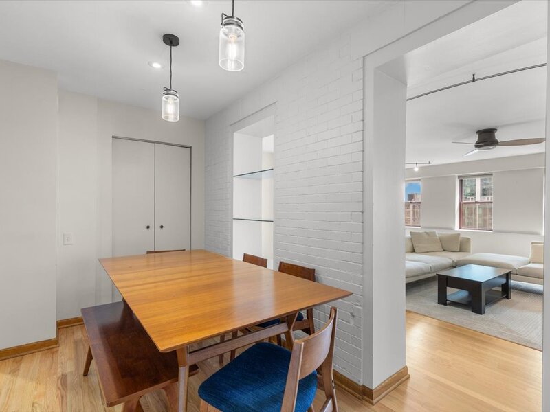 40 E 9th Street Chicago IL 60605