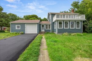Photo of 2608 Kashmiri Avenue Mchenry IL 60050