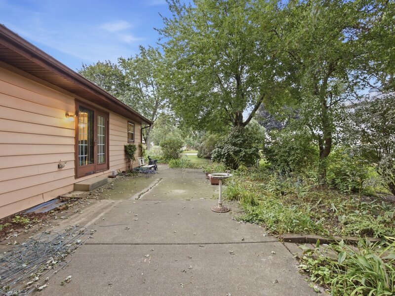 1300 N Lyle Avenue Elgin IL 60123