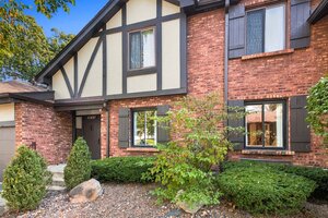 Photo of 11231 Cottonwood Drive Palos Hills IL 60465