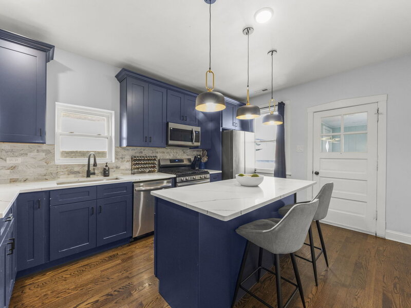 5412 W Henderson Street Chicago IL 60641