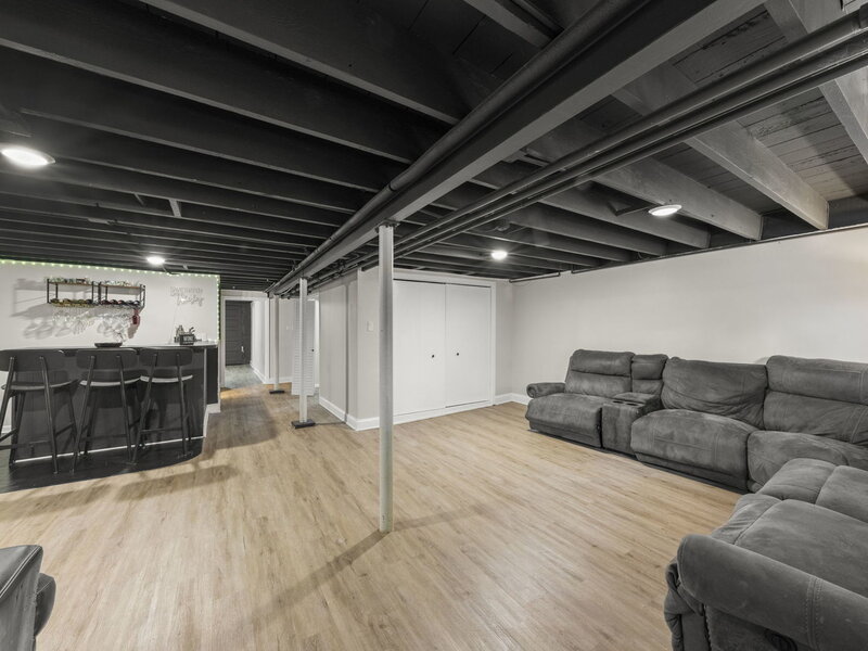5412 W Henderson Street Chicago IL 60641