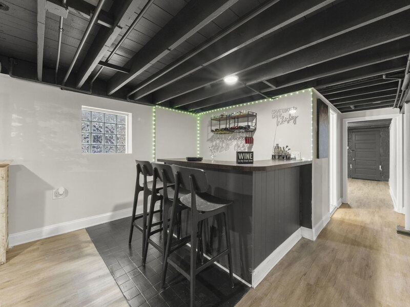 5412 W Henderson Street Chicago IL 60641
