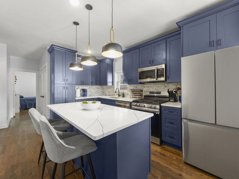 5412 W Henderson Street Chicago IL 60641