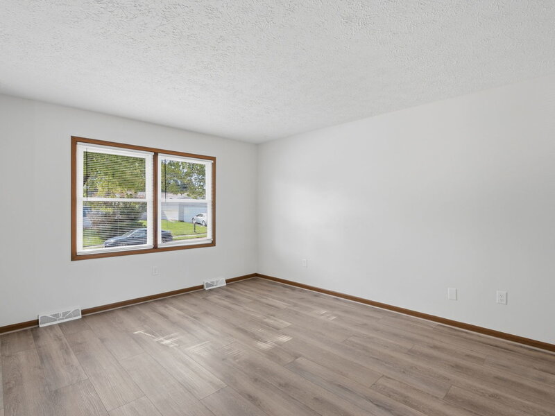 2110 W 58th Street Davenport IA 52806