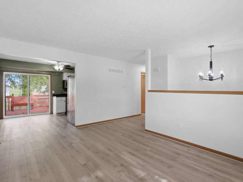 2110 W 58th Street Davenport IA 52806