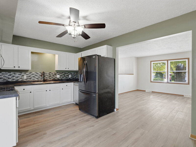 2110 W 58th Street Davenport IA 52806