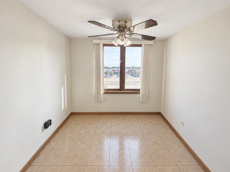 4009 W 93rd Place Oak Lawn IL 60453