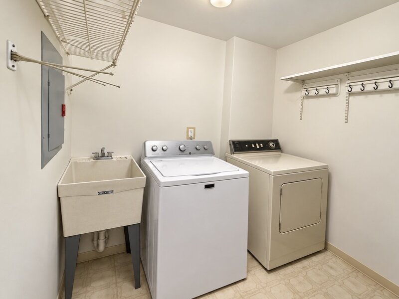 4009 W 93rd Place Oak Lawn IL 60453