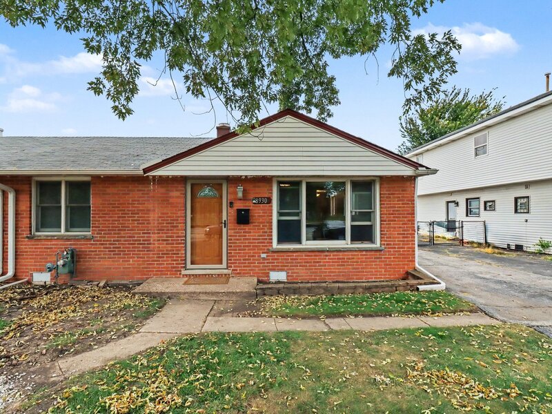 8930 S Crawford Avenue Hometown IL 60456