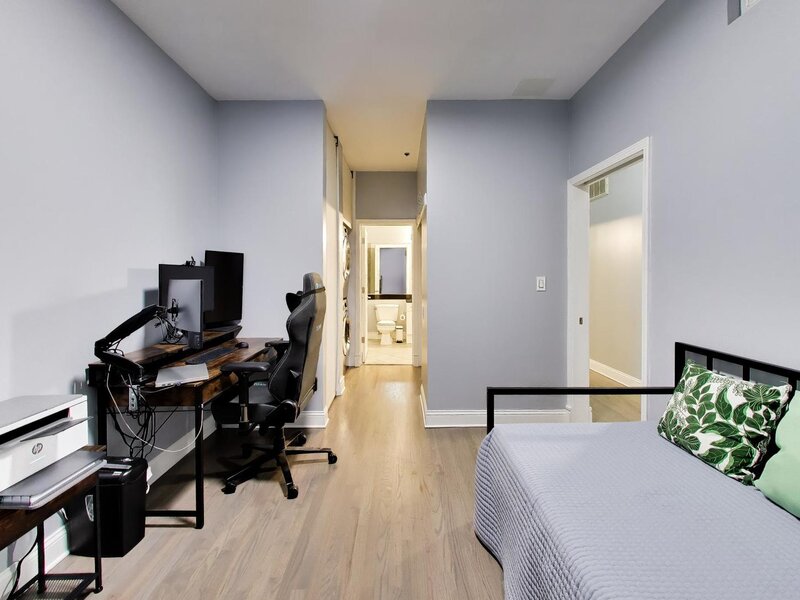 212 W Washington Street Chicago IL 60606
