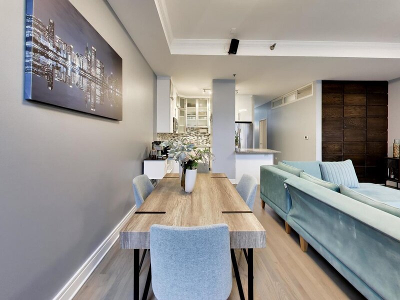 212 W Washington Street Chicago IL 60606