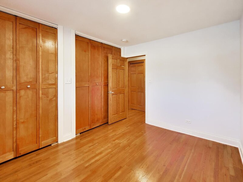 655 Flagstaff Lane Hoffman Estates IL 60169