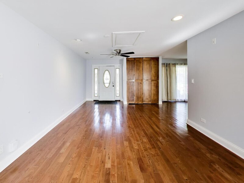 655 Flagstaff Lane Hoffman Estates IL 60169
