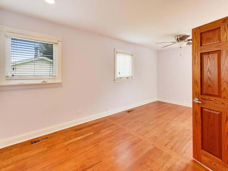 655 Flagstaff Lane Hoffman Estates IL 60169