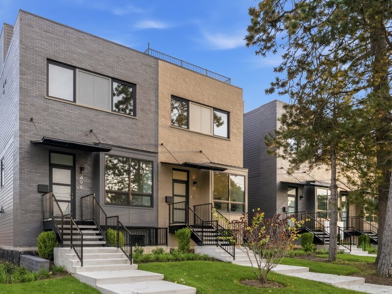 49 Prairie Avenue Highwood IL 60040