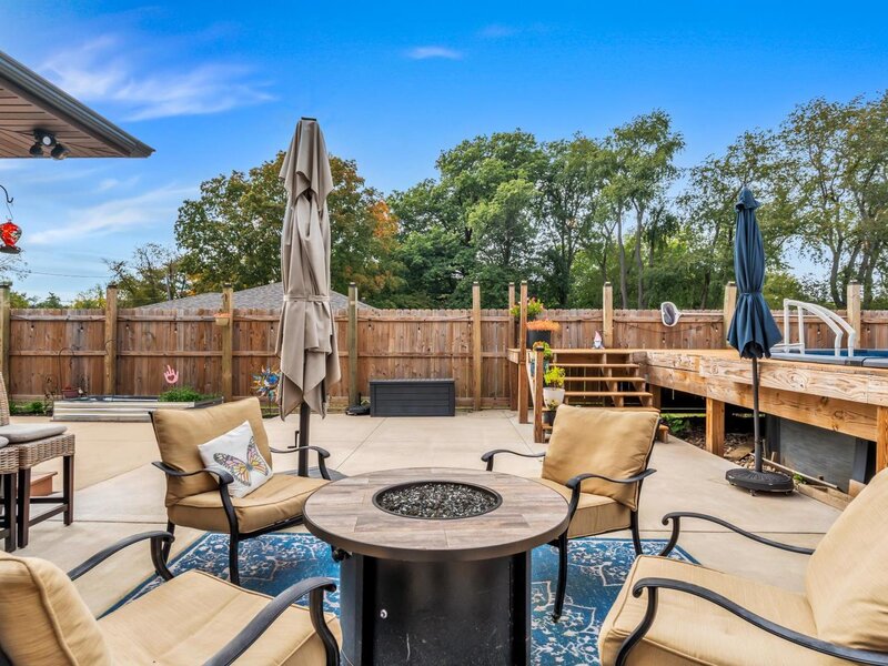 2315 10th Street East Moline IL 61244