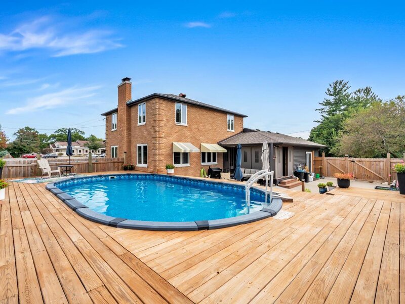 2315 10th Street East Moline IL 61244