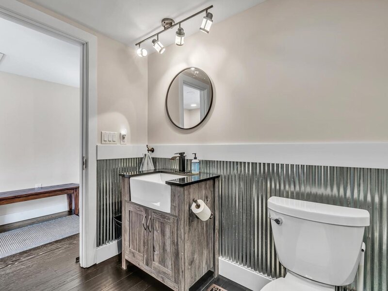2315 10th Street East Moline IL 61244