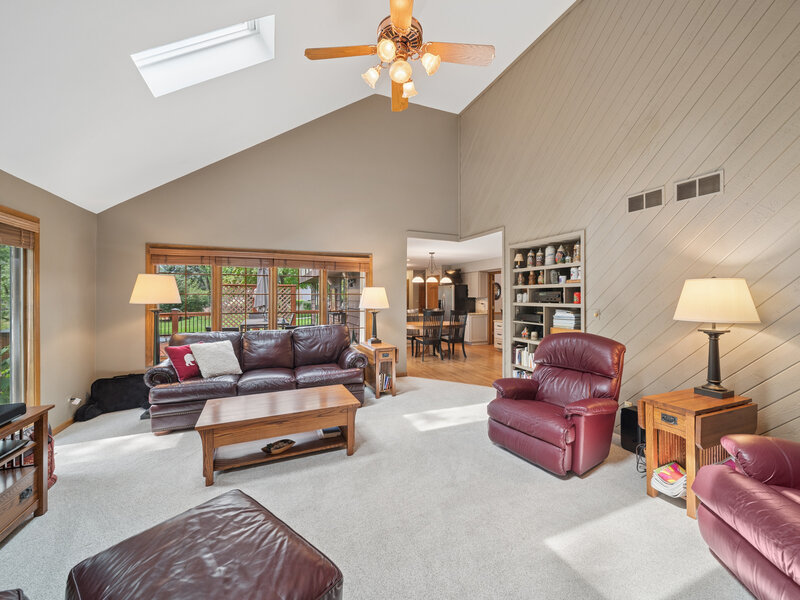 808 Lyndhurst Court Naperville IL 60563