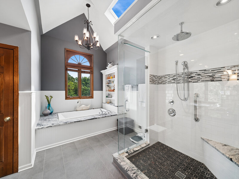 808 Lyndhurst Court Naperville IL 60563