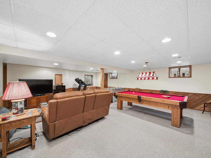 808 Lyndhurst Court Naperville IL 60563