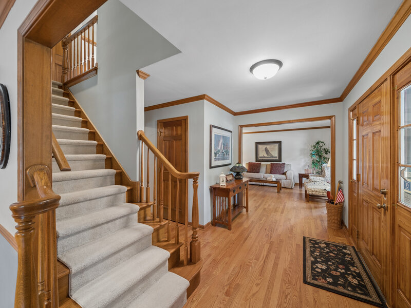808 Lyndhurst Court Naperville IL 60563