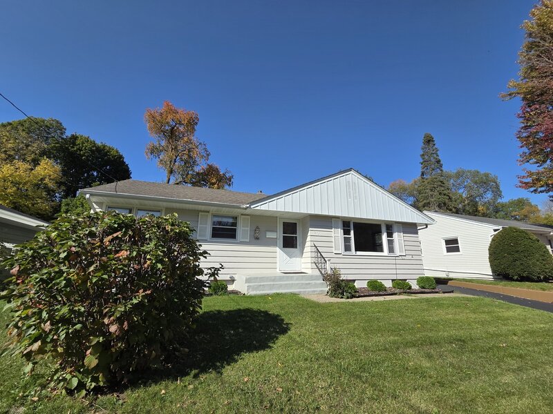 204 Warren Avenue Rockford IL 61107