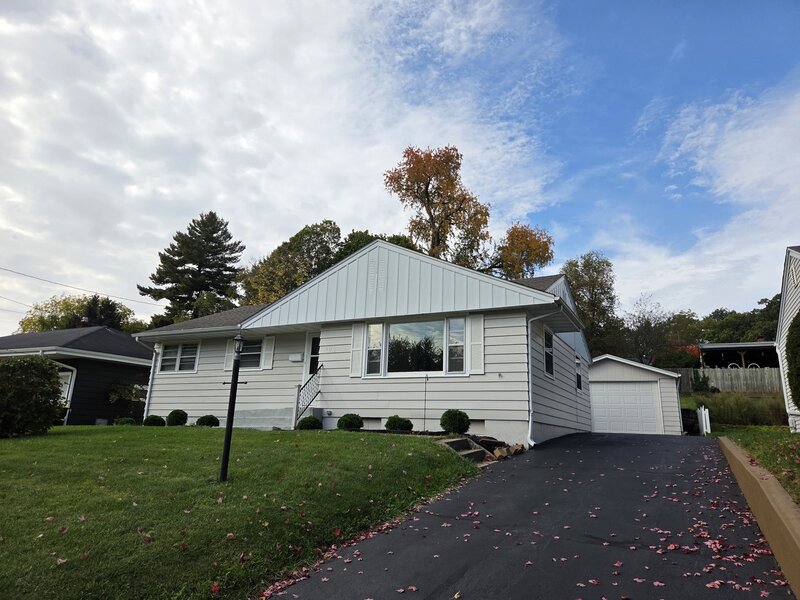 204 Warren Avenue Rockford IL 61107