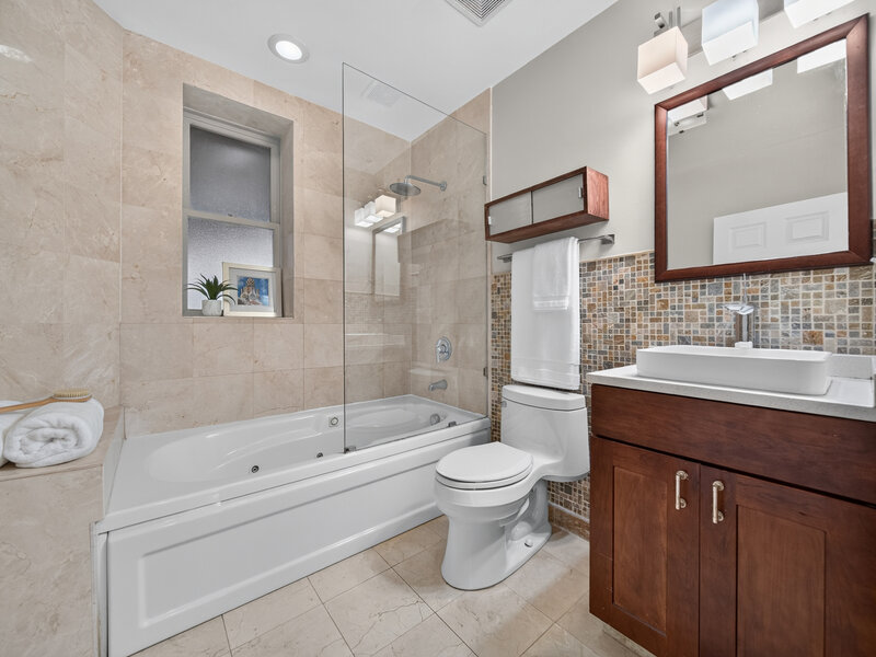 3402 W Medill Avenue Chicago IL 60647