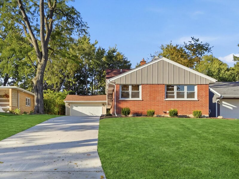 1032 61st Street Downers Grove IL 60516