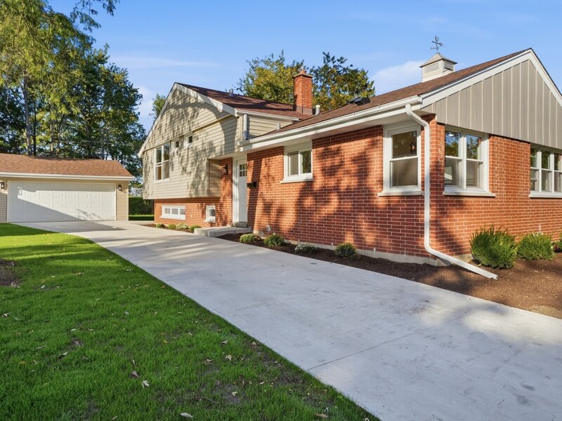1032 61st Street Downers Grove IL 60516