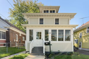 Photo of 111 Warren Avenue Aurora IL 60505
