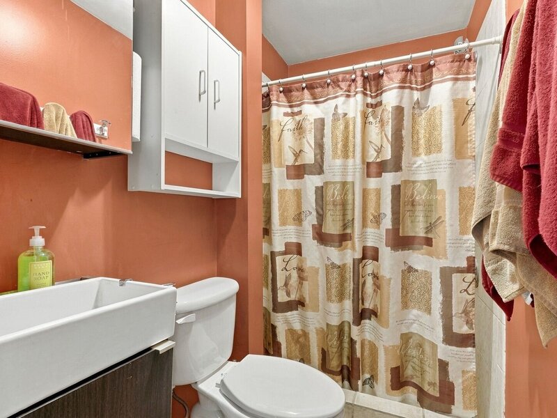 920 N Mozart Street Chicago IL 60622