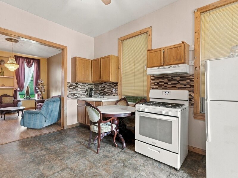 920 N Mozart Street Chicago IL 60622
