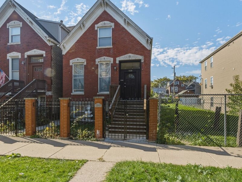 920 N Mozart Street Chicago IL 60622