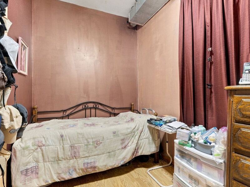 920 N Mozart Street Chicago IL 60622